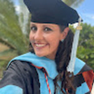 Meet your Posher, Dr. stephanie